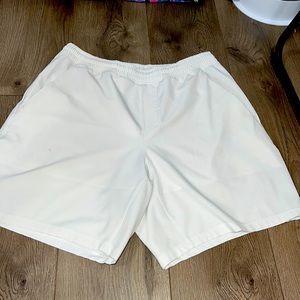 Lululemon clean white classic shorts